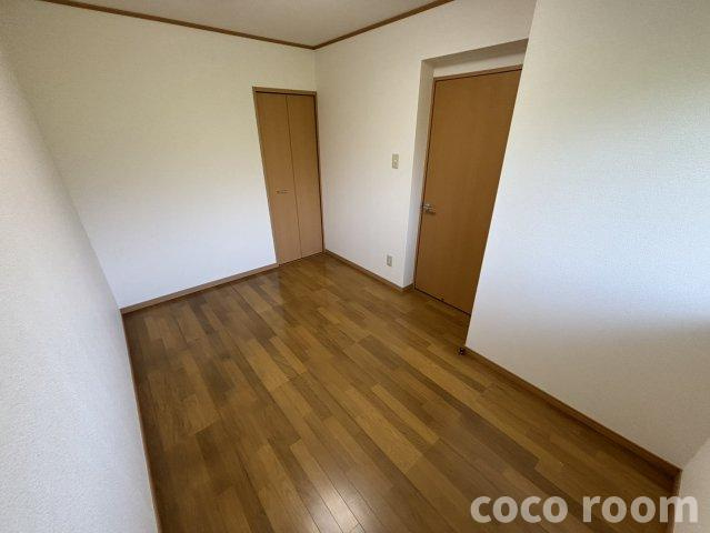 藤枝市小石川町３丁目の賃貸マンションの洋室