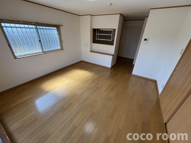 藤枝市小石川町３丁目の賃貸マンションの居間・リビング