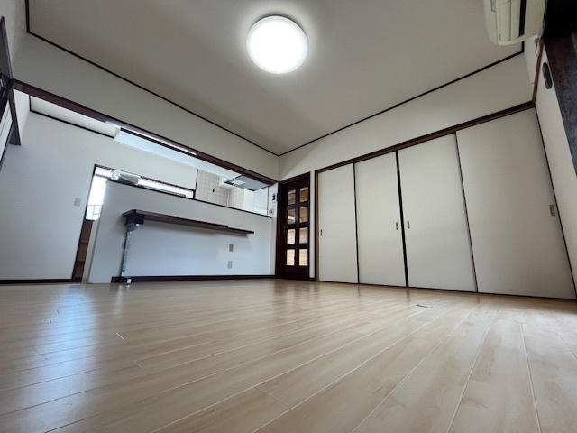昭和町貸家の居間・リビング