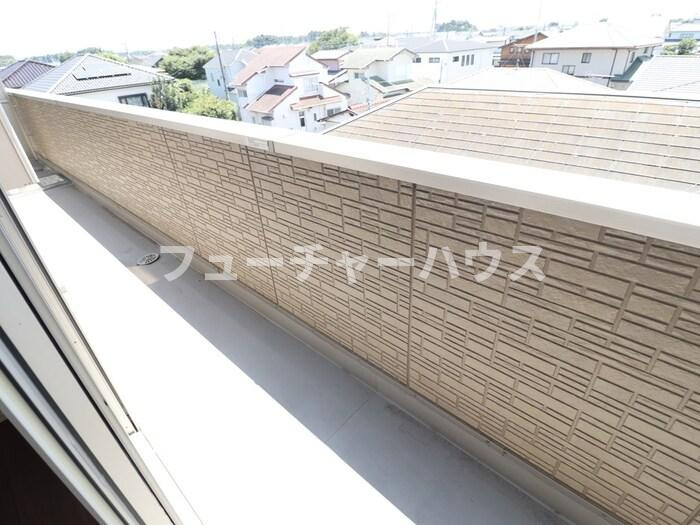 ハピネス　Ｄのバルコニー
