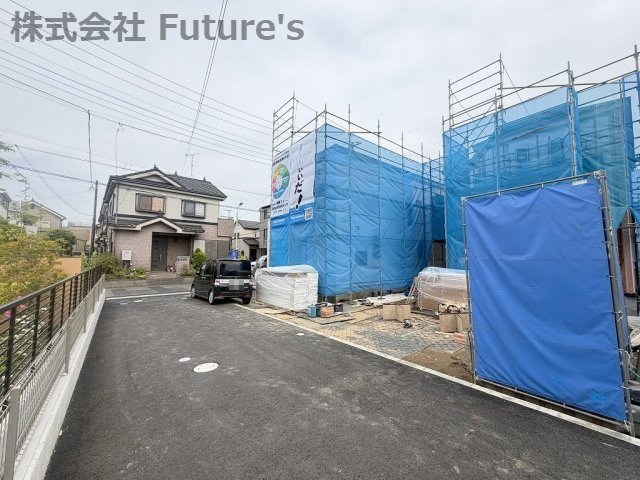 三郷市戸ケ崎　新築戸建　全4棟　C号棟の前面道路含む現地写真|前面道路含む現地写真です。