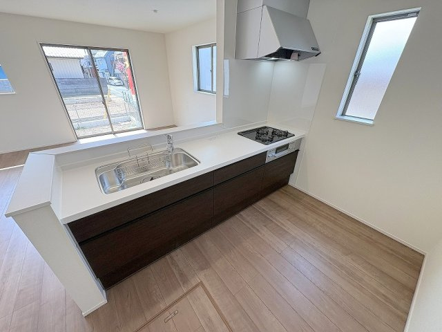 三郷市戸ケ崎　新築戸建　全4棟　C号棟のキッチン|同施工会社の参考写真になります。