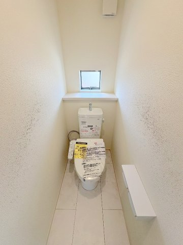 三郷市戸ケ崎　新築戸建　全4棟　C号棟のトイレ|同施工会社の参考写真になります。