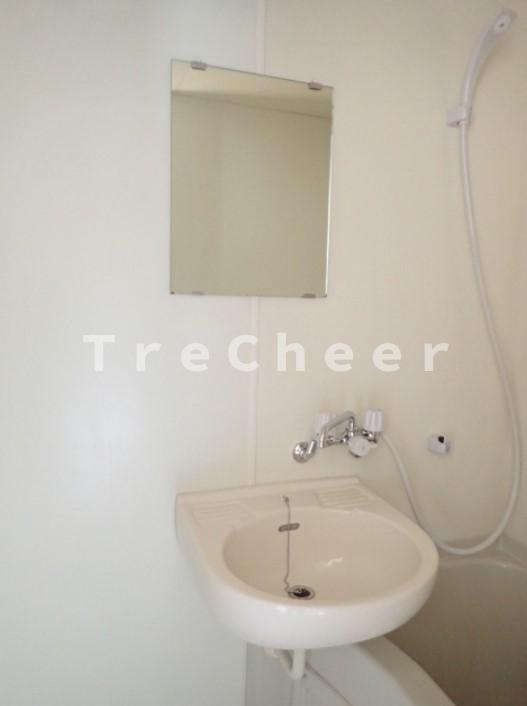 クレシェンドの洗面所