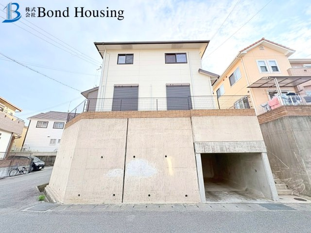暖房付き　令和7年12月リフォ済み　玉津町二ツ屋　中古戸建の外観