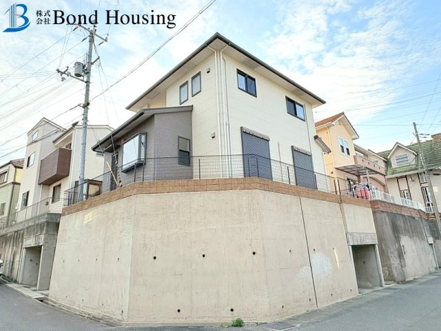 暖房付き　令和7年12月リフォ済み　玉津町二ツ屋　中古戸建の外観