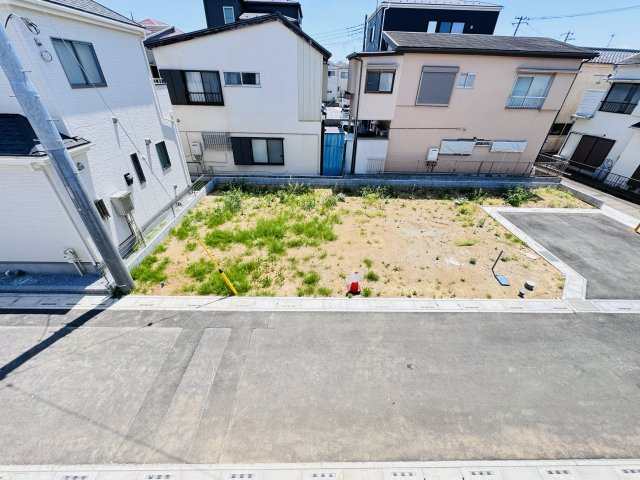 三郷市戸ケ崎５丁目新築戸建【吹上小学校：8分】の展望|バルコニーより道路側眺望・南道路で日当たり良好♪