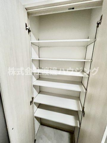クリエオーレ下神田Ⅰの収納