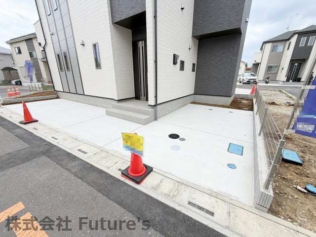 三郷市戸ケ崎　新築戸建　全4棟　D号棟の駐車場|駐車スペース2台分完備