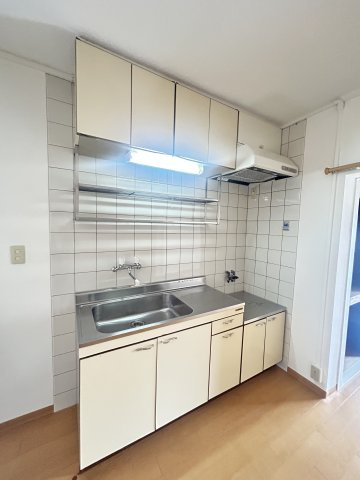 ラヴィール若王寺（旧マンション和光）のキッチン