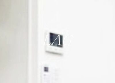 【設備】 | QUQURI Meguro | モニター付きインターホンです。