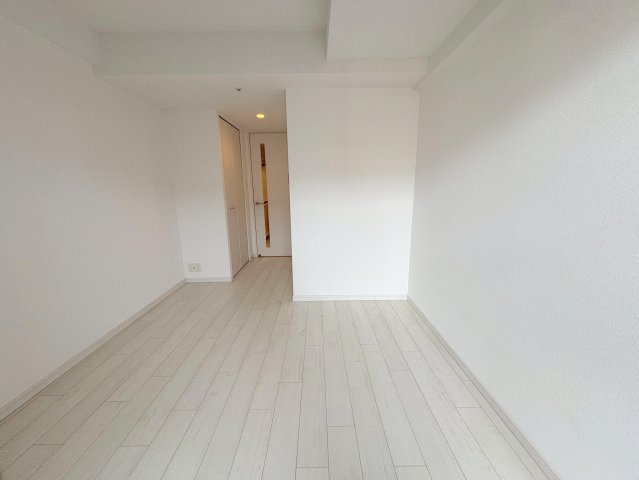 S-RESIDENCE新大阪WESTの居間・リビング