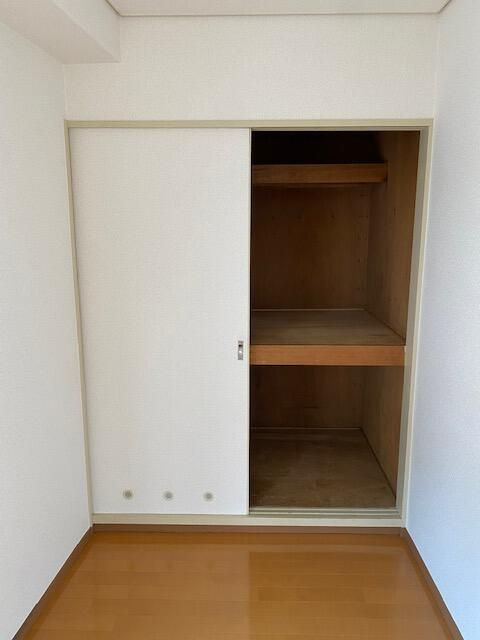 第２八千代マンションの収納