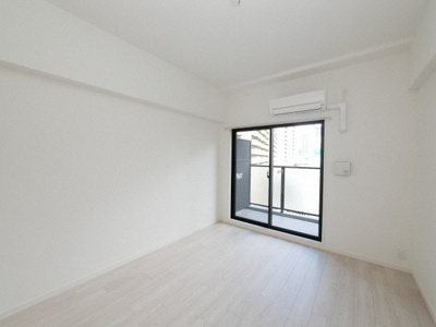 【洋室】 | S-RESIDENCE福島grande | コンパクトで使いやすい洋室です