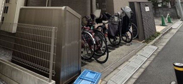 プリムラ のエントランス
