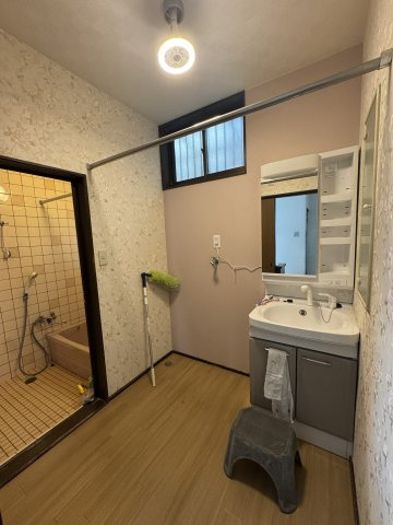 和歌山市紀三井寺・中古戸建・54777の洗面所