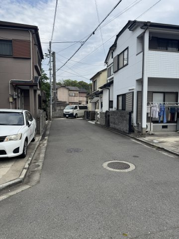 和歌山市紀三井寺・中古戸建・54777の前面道路含む現地写真