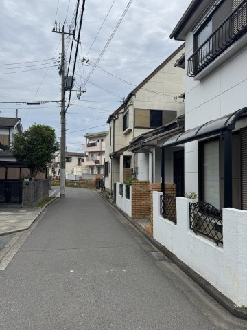 和歌山市紀三井寺・中古戸建・54777の前面道路含む現地写真