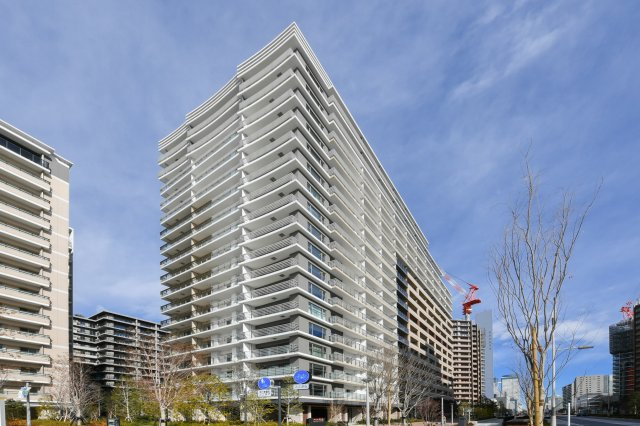 Sun Village F棟 4階の外観