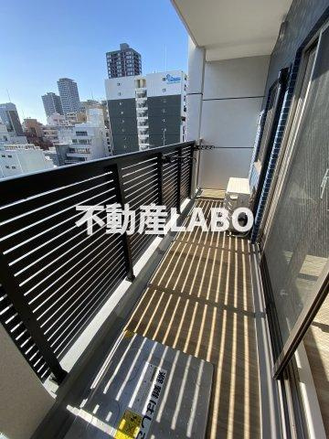 プレサンス心斎橋レヨンのバルコニー
