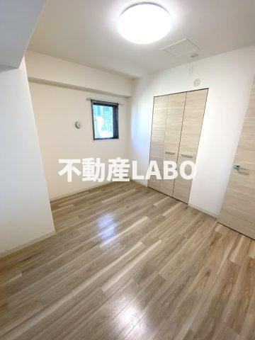 プレサンス心斎橋レヨンの寝室