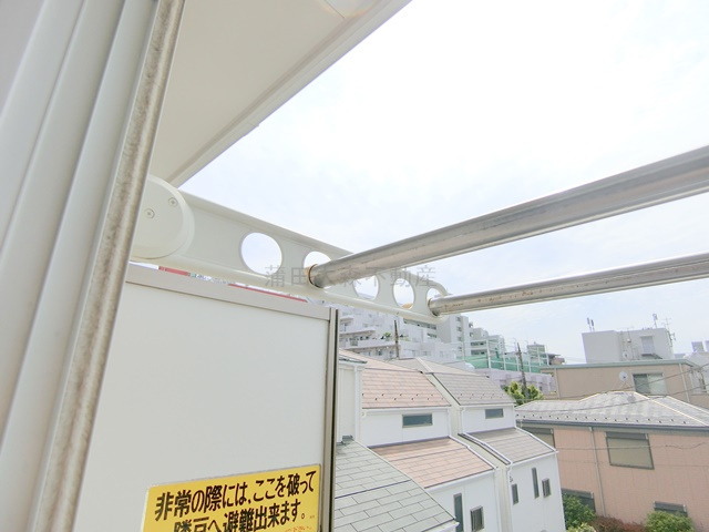 ナズ多摩川レジデンスの設備|物干し金具