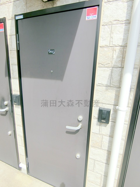 ナズ多摩川レジデンスの玄関