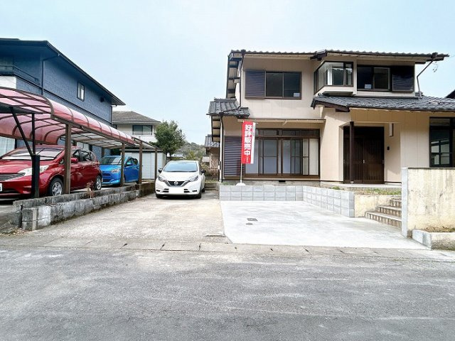 リフォーム　中古戸建　岐阜市岩井　平成元年築の駐車場
