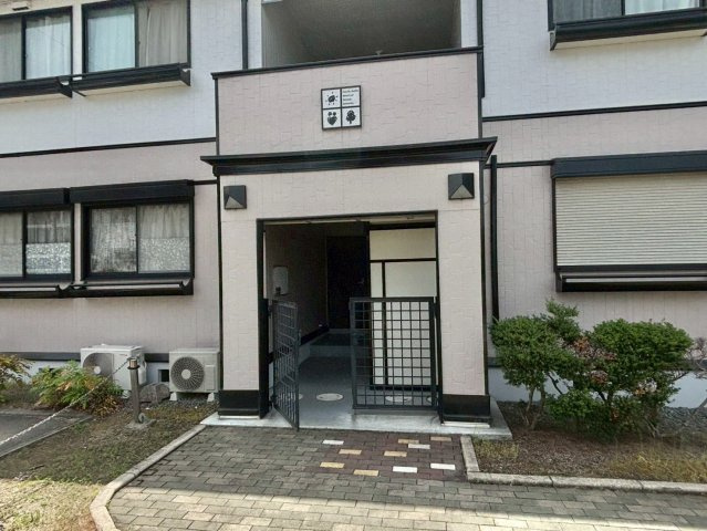 サンビレッジ阿成のエントランス