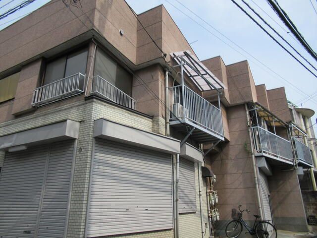 第一山下荘の外観
