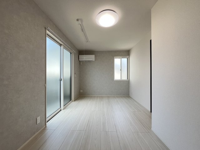 サンライズの居間・リビング