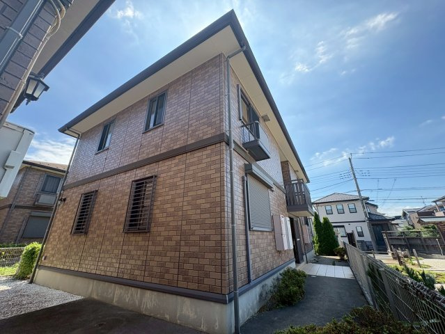 エミール・オガワ A棟の外観