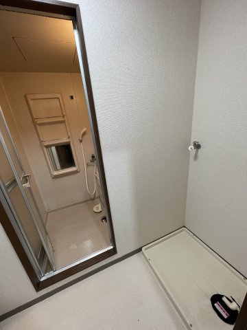 グランドハイツ榎原のランドリースペース