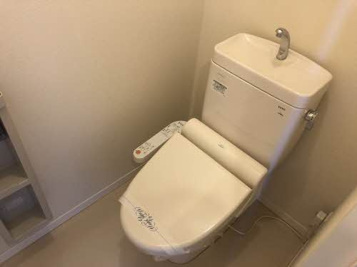 シャーメゾン万々Ⅰのトイレ