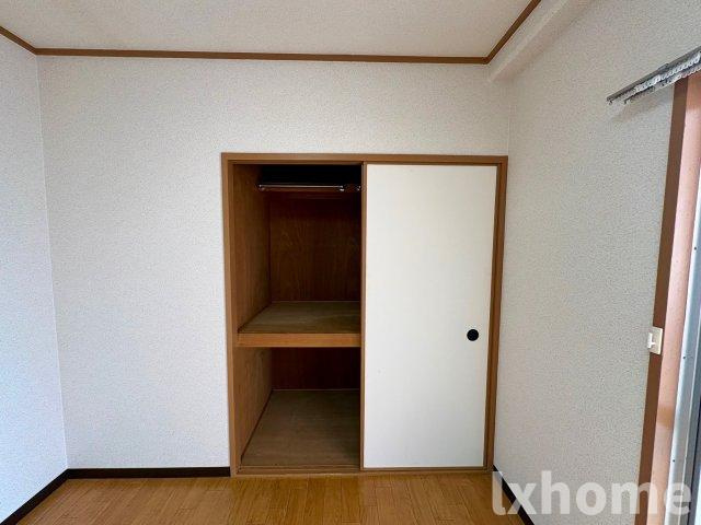 ラインハイムの収納|こまごまとしたものを収納できそうですね