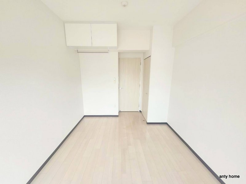 ラシュレエグゼ難波西　仲介手数料無料の洋室