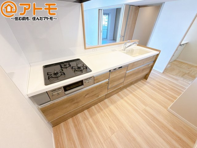 【キッチン】 | エンブルガーデン吉野町 | 対面式のキッチンはリビングを見渡すことができるので安心♪家族の会話も増えそうですね♪