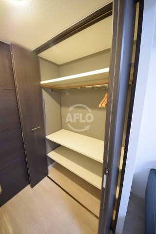 カスタリア堺筋本町の収納|カスタリア堺筋本町　クローゼット