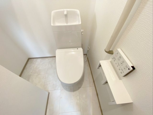 福岡市東区青葉６丁目　新築戸建のトイレ|１階のトイレです！