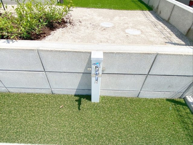 福岡市東区青葉６丁目　新築戸建の設備|お掃除やガーデニングなど、何かと便利な外水栓があります！