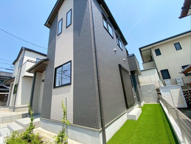 福岡市東区青葉６丁目　新築戸建の外観|新築ならではの清潔感で気持ちよく新生活をスタートできます！