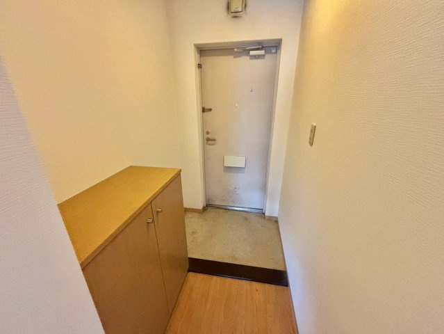 バードランドひめじ壱番館の玄関