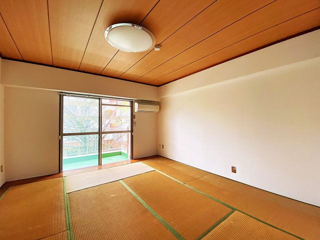 紅葉ヶ丘ガーデンハイツB棟の和室