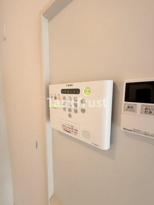 【セキュリティ】 | エンブレイス鴫野Ⅱ