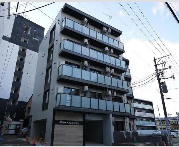SS-7　APT.