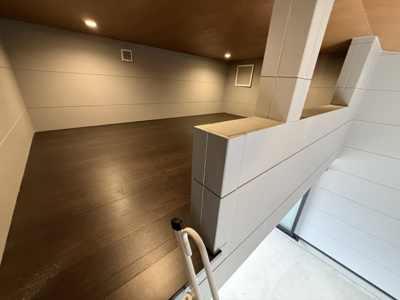 【設備】 | 一宮町東浪見 新築平屋ヴィラA棟（収益物件） | ガレージ内ロフト