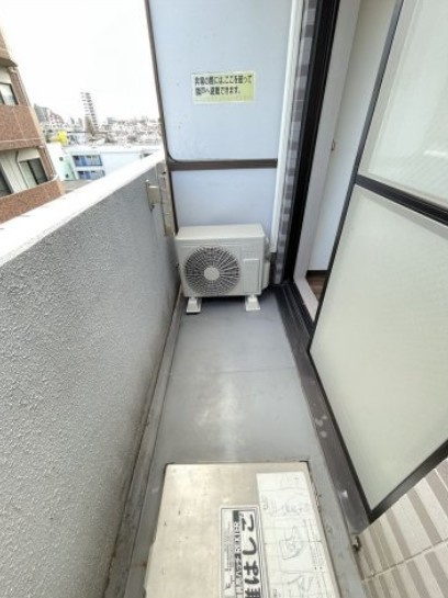 スカイコート中野のバルコニー