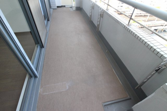 レバンテ垂水２番館のバルコニー