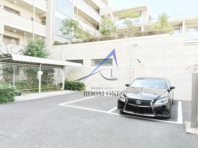 プレミアコンフォート西荻窪の駐車場|駐車場です。