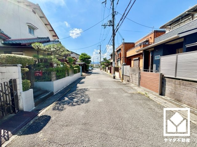 伏見区久我御旅町の前面道路含む現地写真